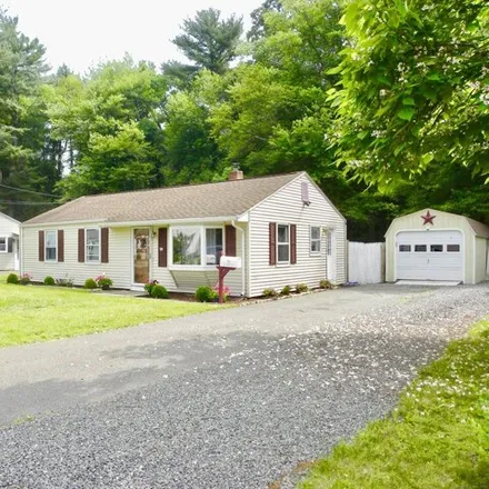 Image 2 - 19 Arthur Ave, Enfield, Connecticut, 06082 - House for sale