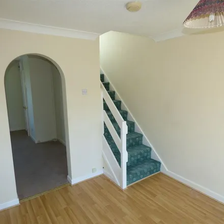 Rent this 3 bed duplex on St Kingsmark Avenue in Chepstow, NP16 5LF