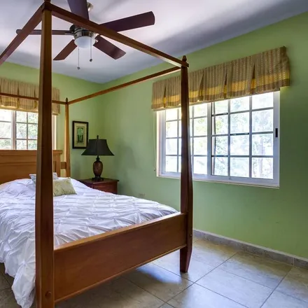 Rent this 2 bed house on Placencia in Stann Creek District, Belize