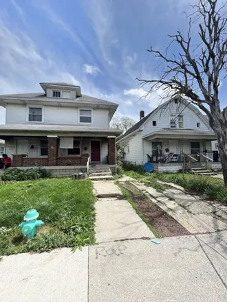 Buy this studio house on 841 North Dearborn Street in Indianapolis, IN 46201