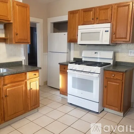 Rent this 3 bed apartment on 92 Maple St