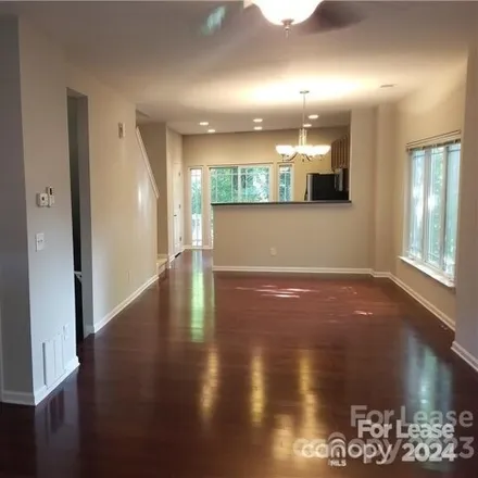 Image 4 - 1151 Kurt Court, Charlotte, NC 28209, USA - House for rent