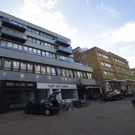 Image 2 - Belgium & Blues, Post Office Road, Bournemouth, BH2 6EJ, United Kingdom - Apartment for rent