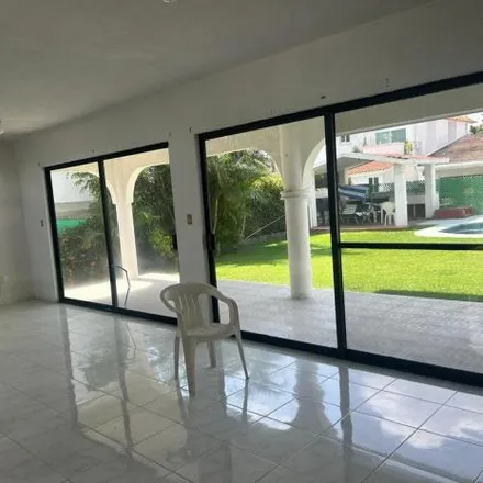 Buy this studio house on Calle Villa Jiquilpan in 62738, MOR