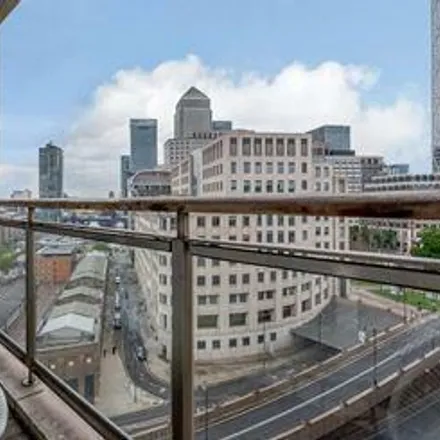 Rent this 2 bed room on Eaton House in 39 Westferry Circus, Canary Wharf