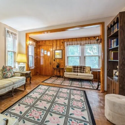 Image 2 - 3135 North Odell Avenue, Chicago, IL 60634, USA - House for sale