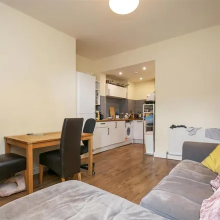 Rent this 3 bed apartment on Myrtle Grove in Newcastle upon Tyne, NE2 3LD