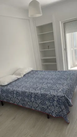 Rent this 1 bed room on Praceta das Mimosas Lt D4 in 2635-110 Rio de Mouro, Portugal