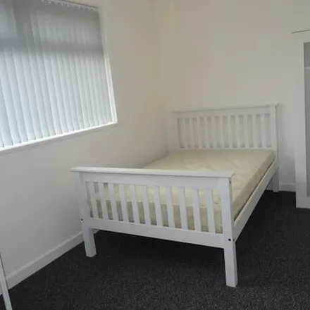 Image 6 - 6 Founder Close, Coventry, CV4 8BS, United Kingdom - Duplex for rent