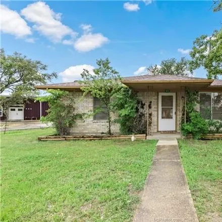 Rent this 2 bed house on 900 Ashburn Avenue in College Station, TX 77840