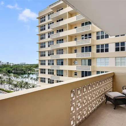 Image 9 - Mimosa, 4747 Collins Avenue, Miami Beach, FL 33140, USA - Condo for rent