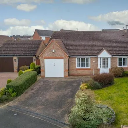 Buy this 3 bed house on Rempstone Drive in Hasland, S41 0XJ