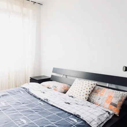 Rent this 3 bed room on Viale Tibaldi 10 in 20136 Milan MI, Italy