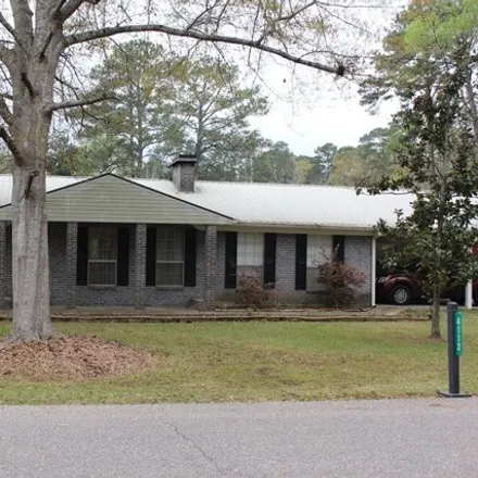 Image 2 - 79 Mar-Ree Drive, Laurel, MS 39440, USA - House for sale