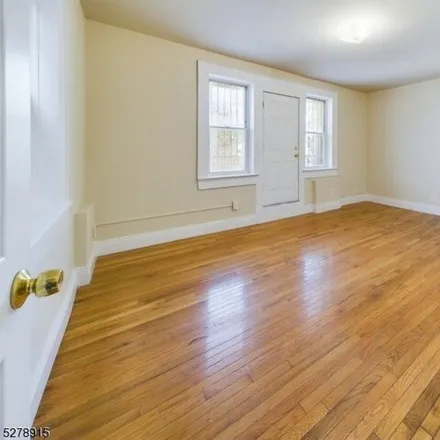 Image 6 - The Shauger Group, 429 Dodd Street, East Orange, NJ 07017, USA - Apartment for rent