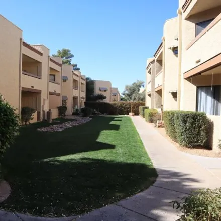 Image 2 - 5135 East Oak Street, Phoenix, AZ 85008, USA - Apartment for rent