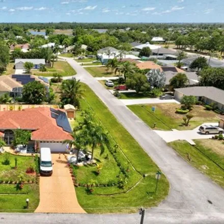 Image 3 - 3094 Southeast Wake Road, Port Saint Lucie, FL 34984, USA - House for sale