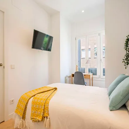 Rent this 1 bed apartment on Calle de Alburquerque in 17, 28010 Madrid