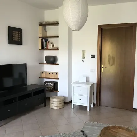 Image 2 - Monvalle, Varese, Italy - Apartment for rent