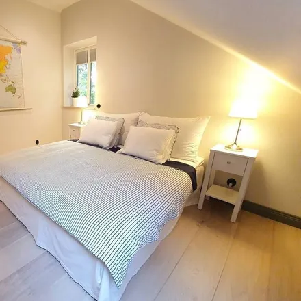 Rent this 3 bed house on Skånegatan in 274 36 Skurup, Sweden
