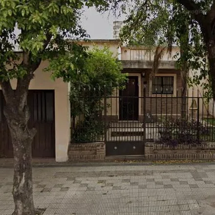 Buy this 3 bed house on Avenida Cornelio Saavedra 2616 in Los Paraisos, Cordoba