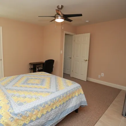 Image 7 - 2712 Woodley Place  Falls Church Virginia - House for rent