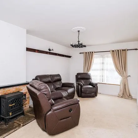 Image 5 - The Magpies, Epping Green, CM16 6QG, United Kingdom - Apartment for rent