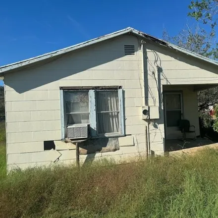 Buy this 2 bed house on 316 Marshall Avenue in Charlotte, TX 78011