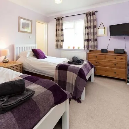 Rent this 3 bed duplex on Georgeham in EX33 1PN, United Kingdom