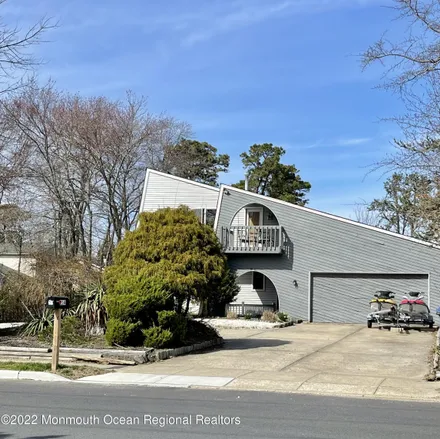 Image 2 - 214 Silver Bay Road, Toms River, NJ 08753, USA - Loft for sale