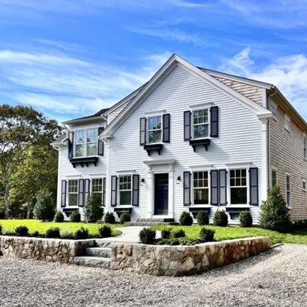 Image 2 - 38 Edgewood Drive, Edgartown, MA 02557, USA - House for sale