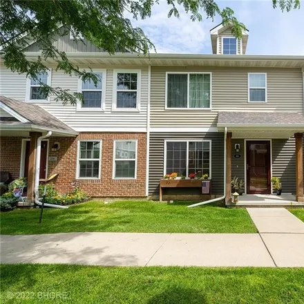 Image 3 - 9055 Coneflower Drive, West Des Moines, IA 50266, USA - Townhouse for sale