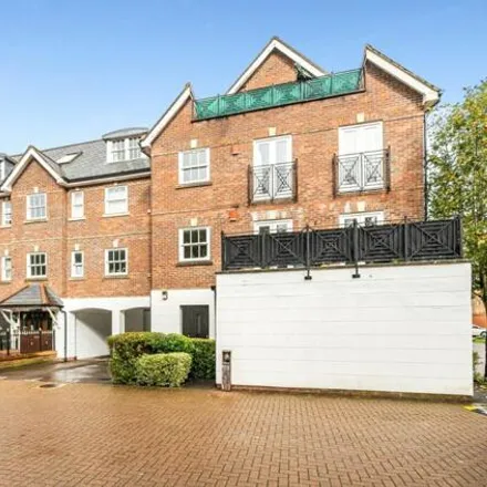 Buy this 2 bed apartment on Sells Close in Guildford, GU1 3JY