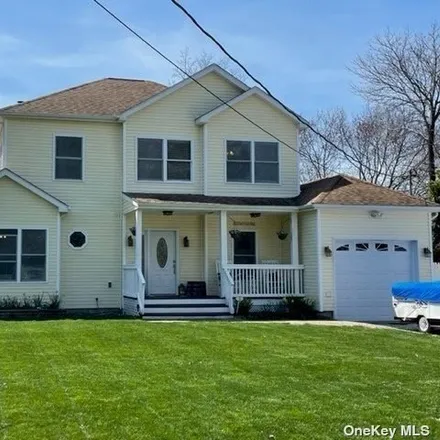 Buy this 3 bed house on 5 Southwind Drive in Southampton, Suffolk County