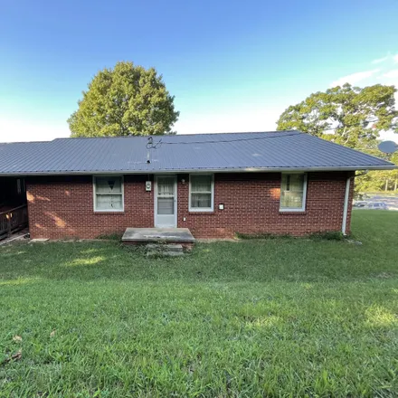 Image 2 - 9021 State Route 72, Loudon, TN 37774, USA - House for sale