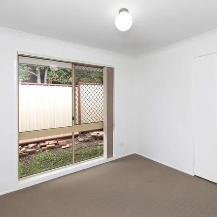Rent this 3 bed apartment on 443 Broadwater Road in Mansfield QLD 4122, Australia