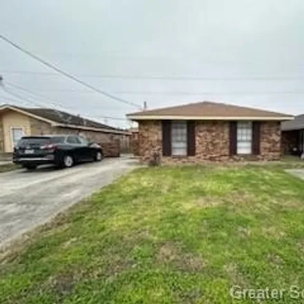 Rent this 2 bed house on 2820 Pakenham Drive in Versailles, Chalmette