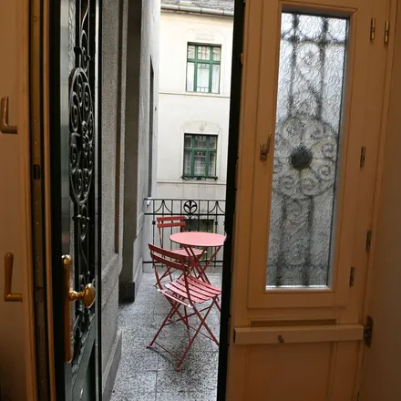 Image 4 - Budapest, Nefelejcs utca 42, 1078, Hungary - Apartment for rent