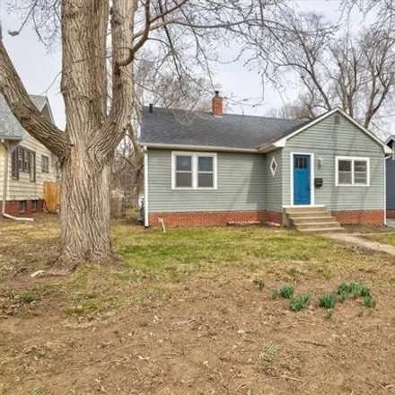 Buy this 2 bed house on 2757 Arnold Road in Des Moines, IA 50310