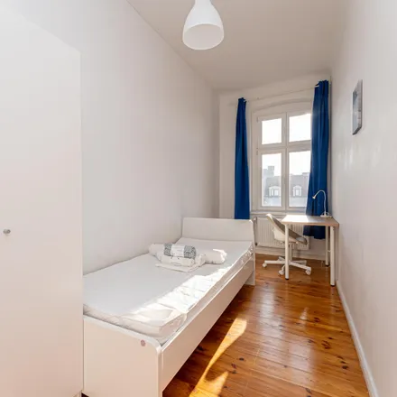 Rent this 7 bed room on Immanuelkirchstraße 17 in 10405 Berlin, Germany