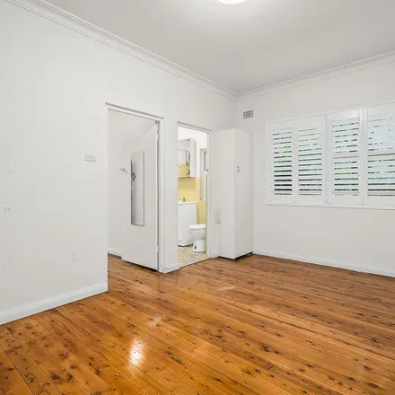 Rent this 1 bed apartment on 芷玲 in Willarong Road, Caringbah NSW 2229