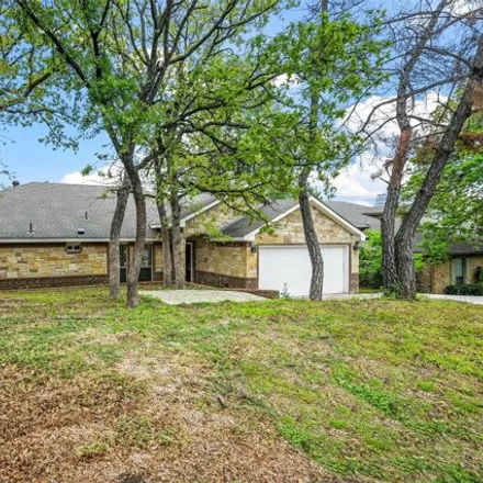 Image 4 - 901 High Woods Trail, Fort Worth, TX 76112, USA - House for sale