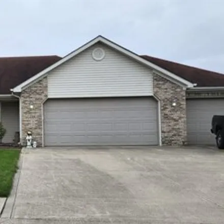 Buy this 3 bed house on 1214 Edge Water Court in Decatur, IN 46733