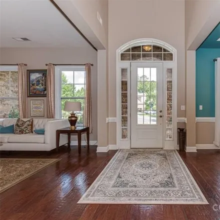 Image 3 - 16524 Governors Club Ct, Charlotte, North Carolina, 28278 - House for sale