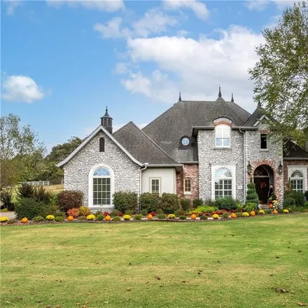 Buy this 5 bed house on 13781 Canterbury Lane in Dawn Hill, Siloam Springs