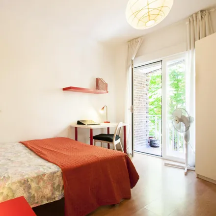 Rent this 4 bed room on Calle de Peña de Francia in 15, 28005 Madrid
