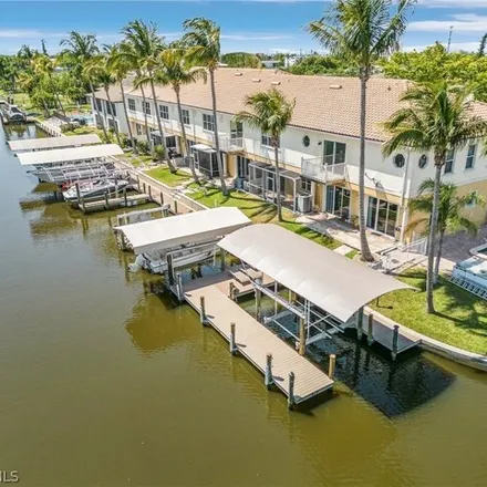 Image 8 - Palm View Waters Condominium, Viceroy Street, Cape Coral, FL 33904, USA - House for sale