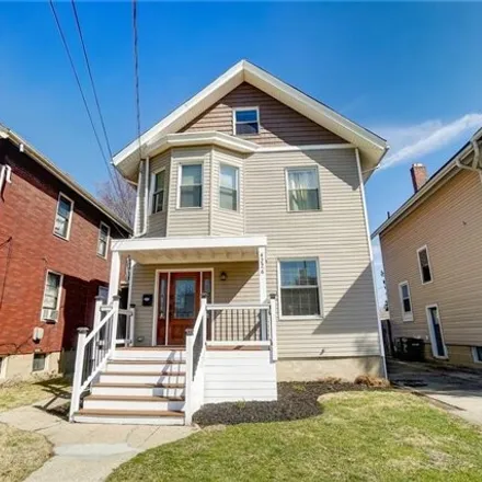 Rent this 4 bed house on Oakley Business District in 4226 Brownway Avenue, Cincinnati