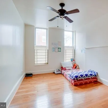 Image 8 - 871 Hollins Street, Baltimore, MD 21201, USA - House for sale