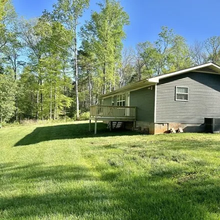 Image 2 - 943 Winchester Highway, Hillsboro, Coffee County, TN 37342, USA - House for sale